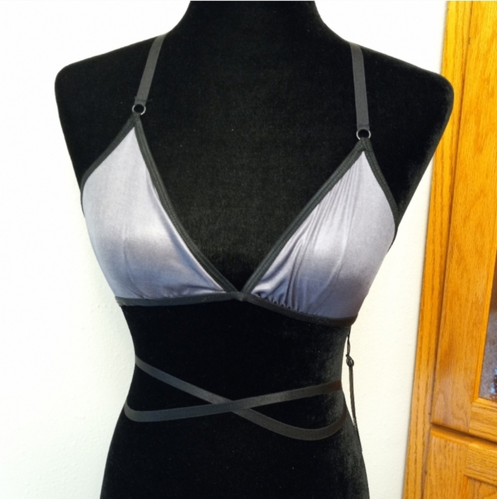 Dolls Kill Widow Lip Service Strappy Tri Bra